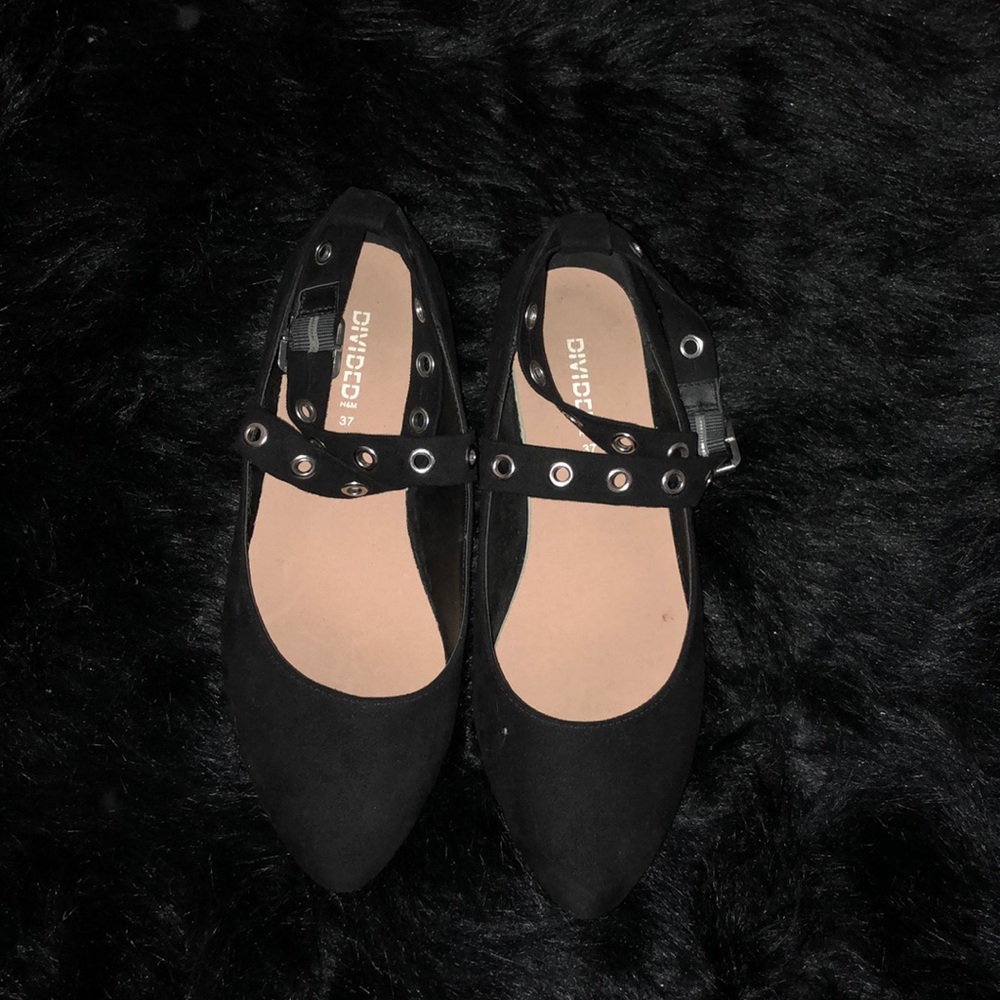 Black flats